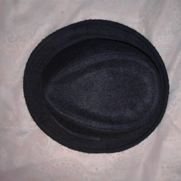 H&M black felt fedora size large - Picture 2 of 3